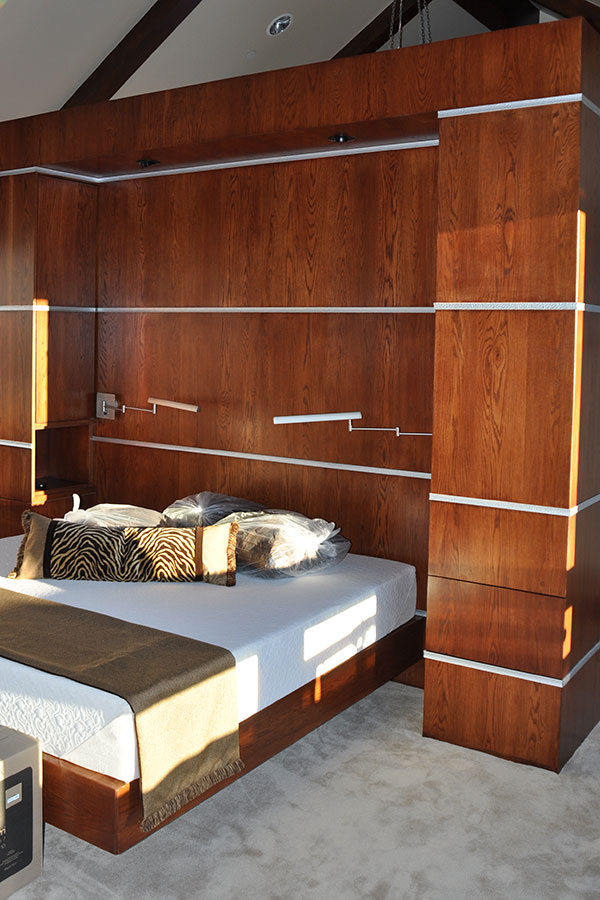 Modern custom bedroom cabinets